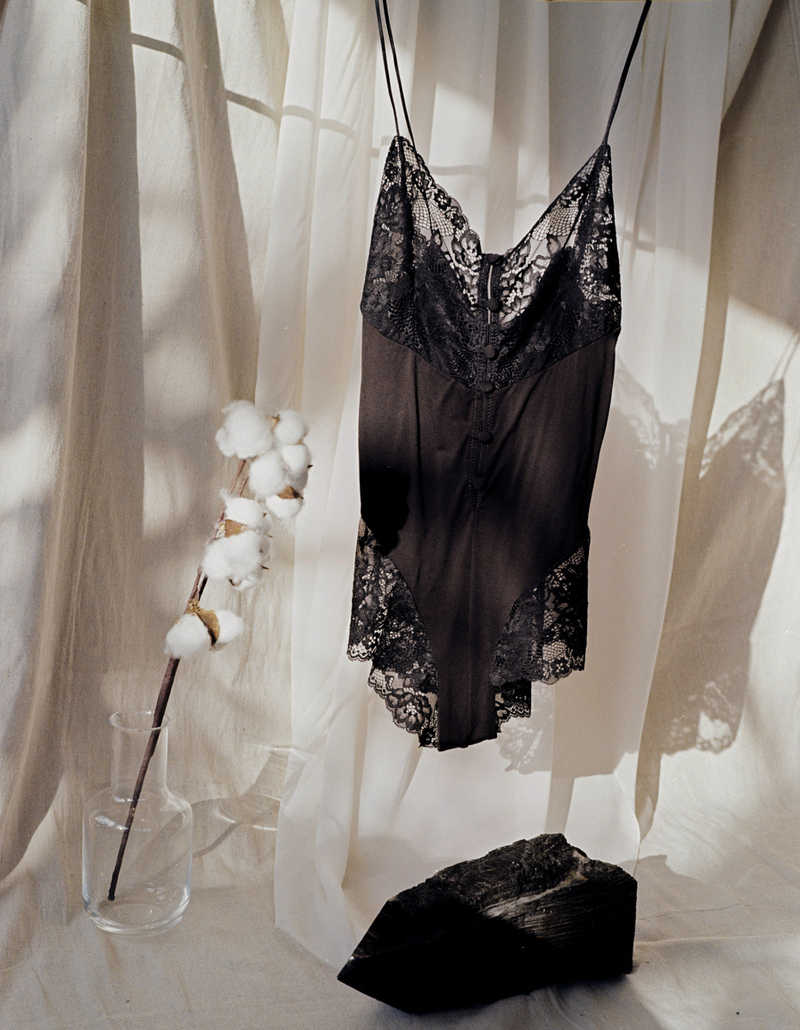 Lonely Lingerie - Cecile Midline Bra Black on Designer Wardrobe